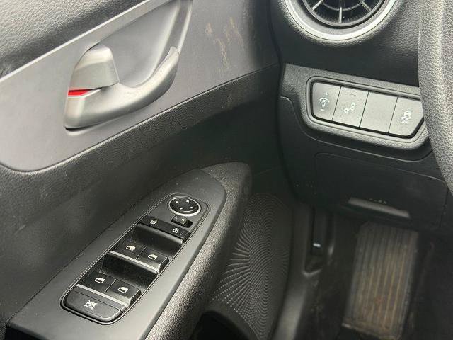 Used 2023 Kia Forte LXS w/ LXS Technology Package FWD image 18