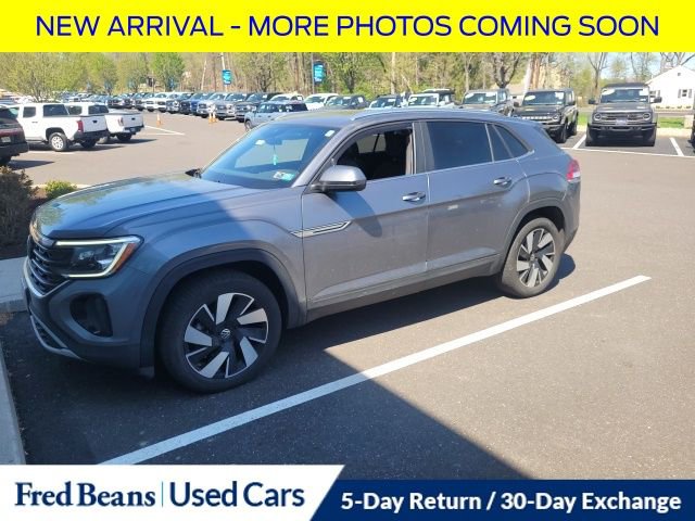 Used 2024 Volkswagen Atlas Cross Sport SE w/ Panoramic Sunroof Package AWD/4WD image 4