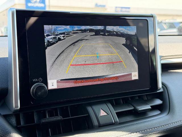 Used 2023 Toyota RAV4 LE AWD/4WD image 5