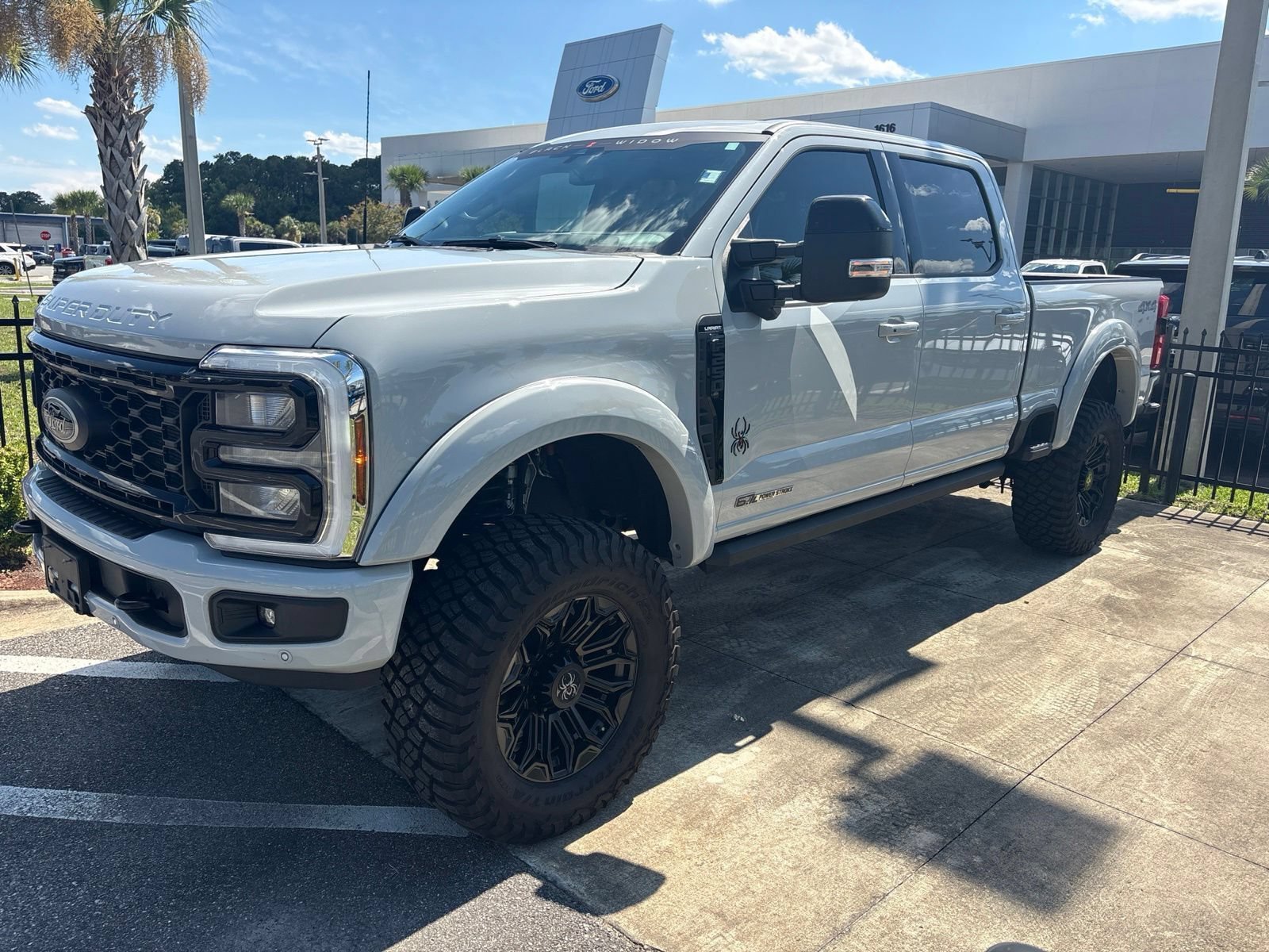 Certified 2025 Ford F250 Lariat w/ Lariat Ultimate Package AWD/4WD image 1