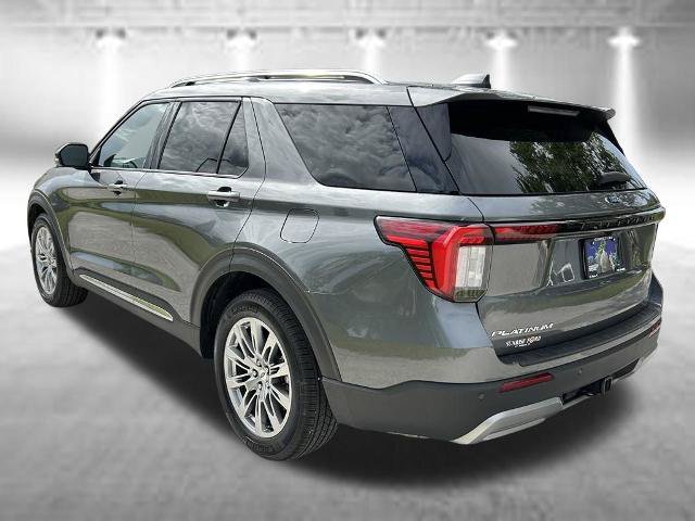 Certified 2026 Ford Explorer Platinum RWD image 7
