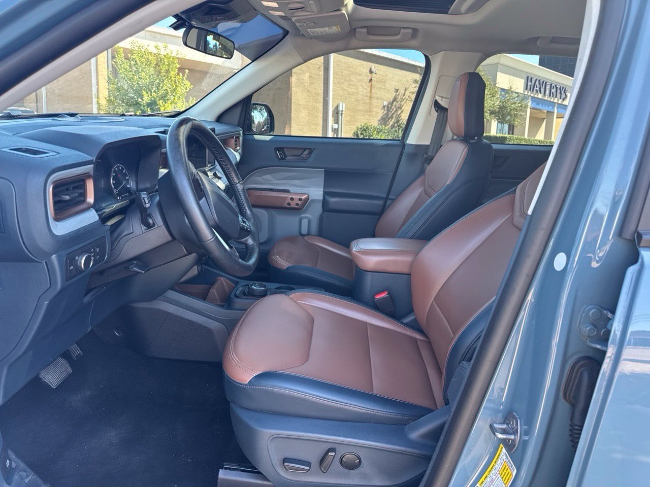 Certified 2022 Ford Maverick Lariat w/ Lariat Luxury Package AWD/4WD image 8