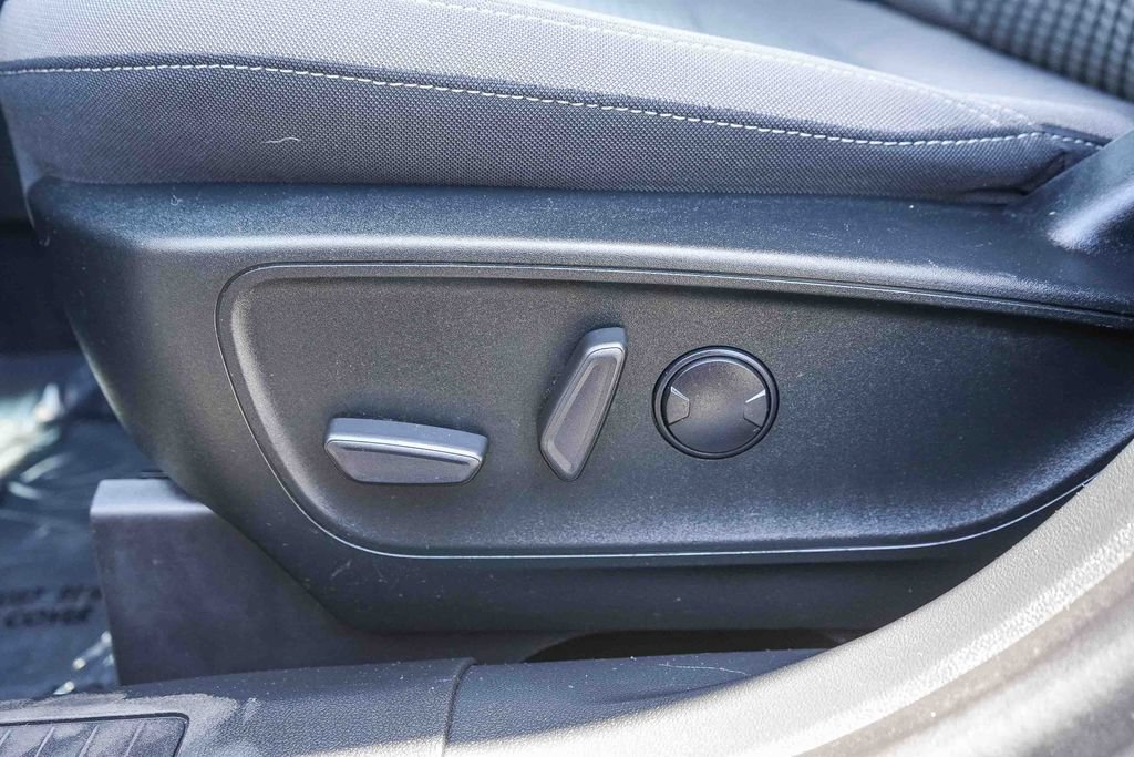 Certified 2021 Ford Escape SE FWD image 24