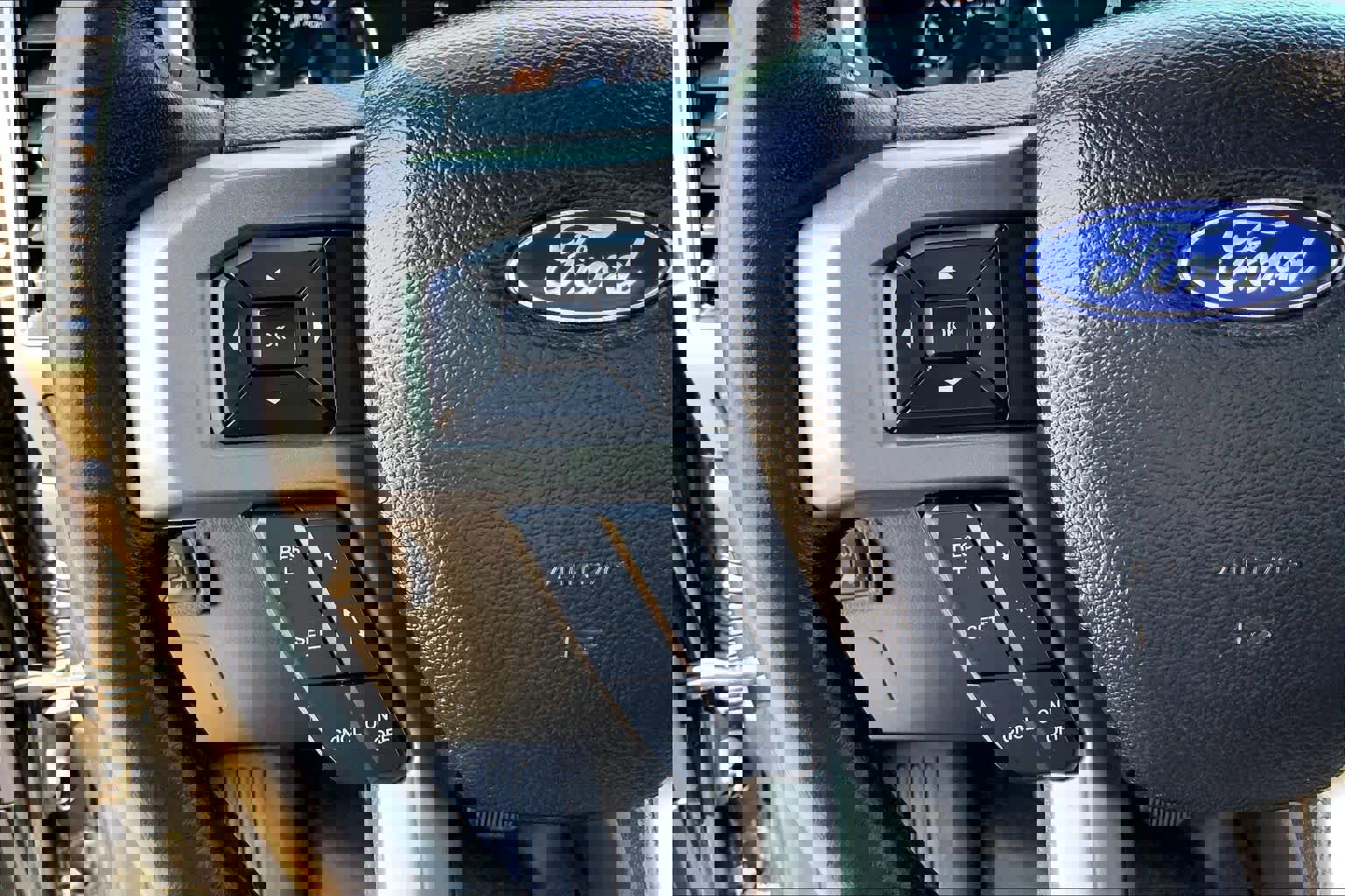 Certified 2021 Ford Expedition Max XLT image 24