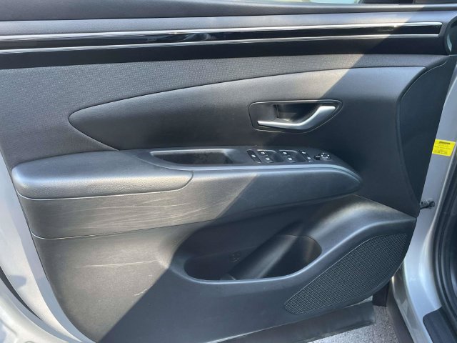 Used 2023 Hyundai Tucson SEL w/ Convenience Package FWD image 23