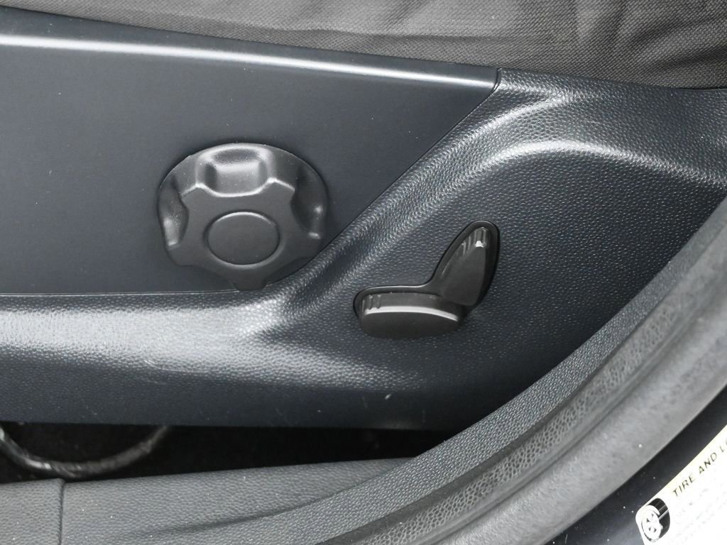 Certified 2020 Ford EcoSport SE image 39