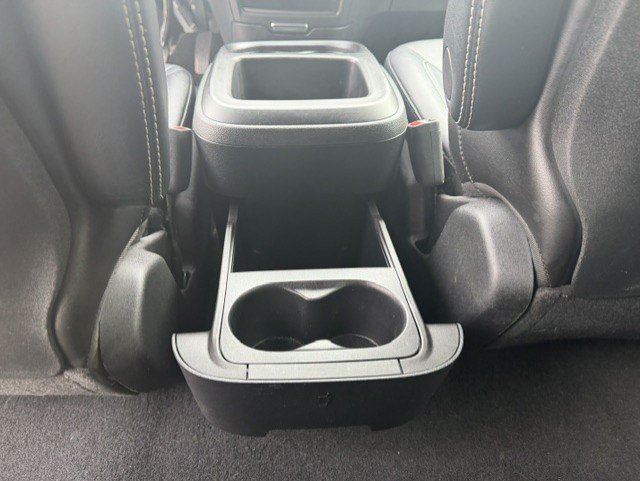 Used 2025 Chrysler Pacifica Select FWD image 28