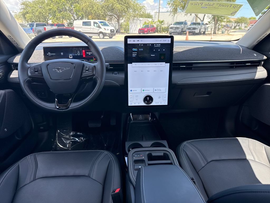 Certified 2025 Ford Mustang Mach-E Premium RWD image 6