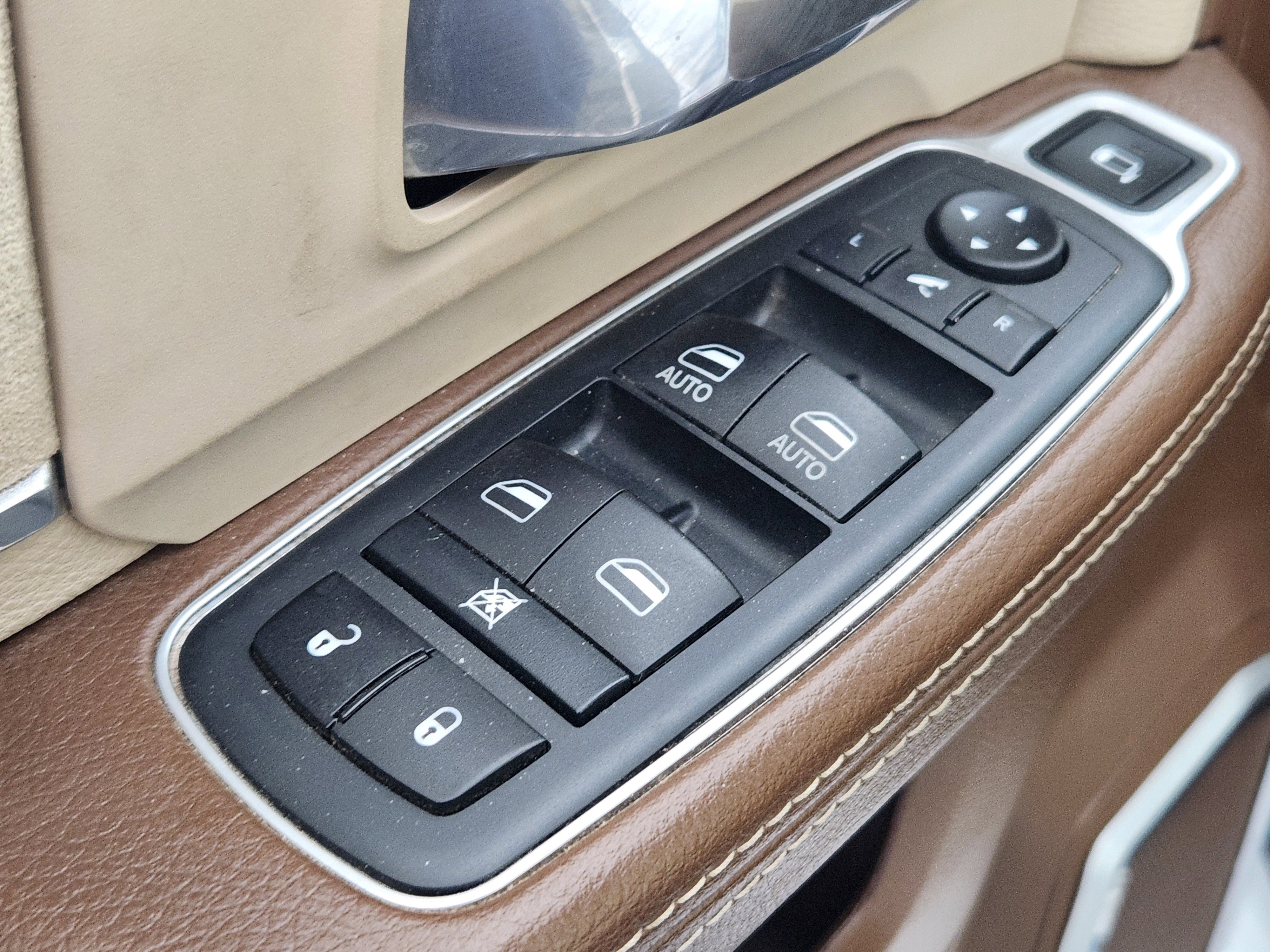 Used 2020 RAM 3500 Laramie image 17