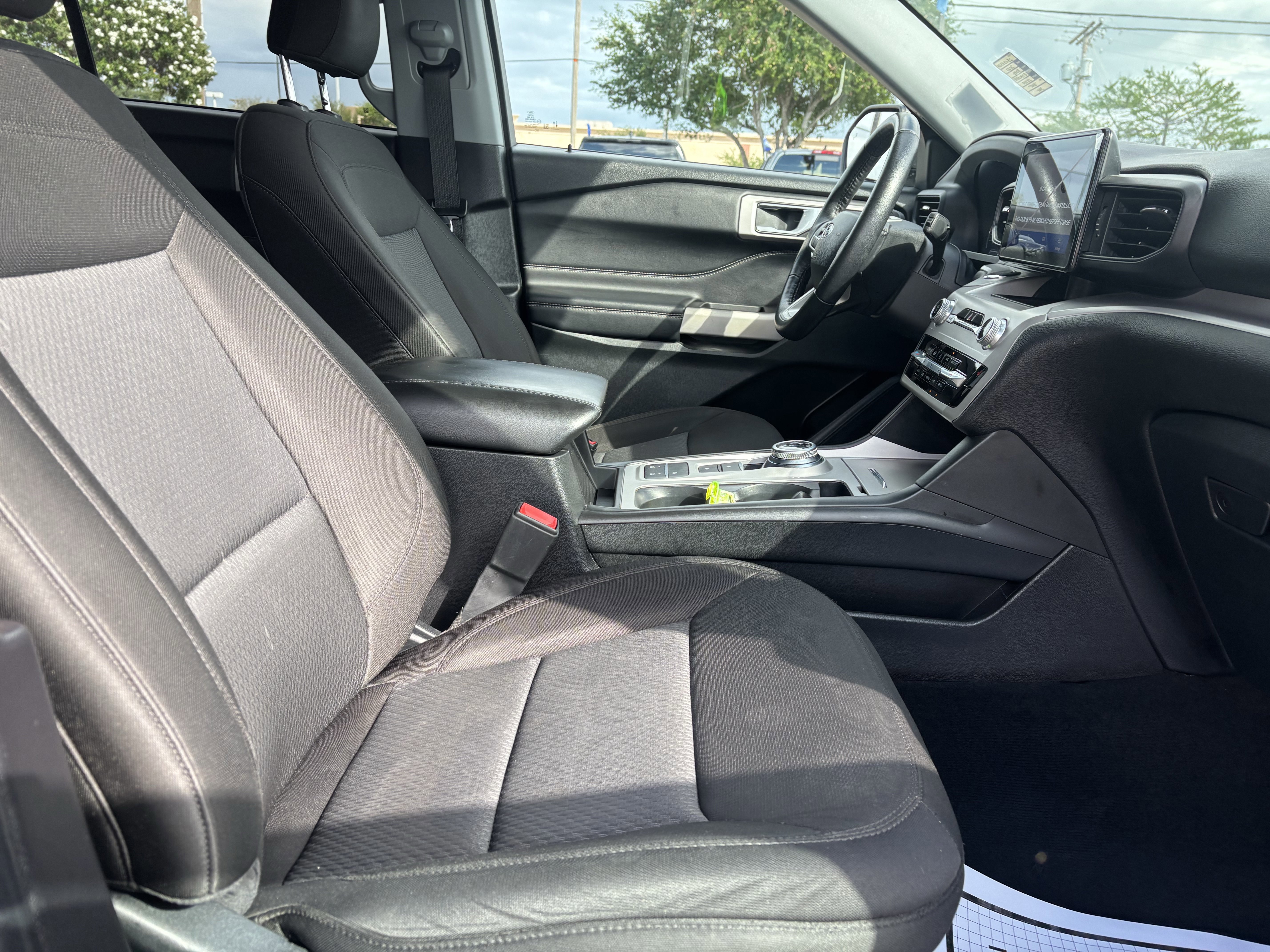 Certified 2023 Ford Explorer XLT image 26