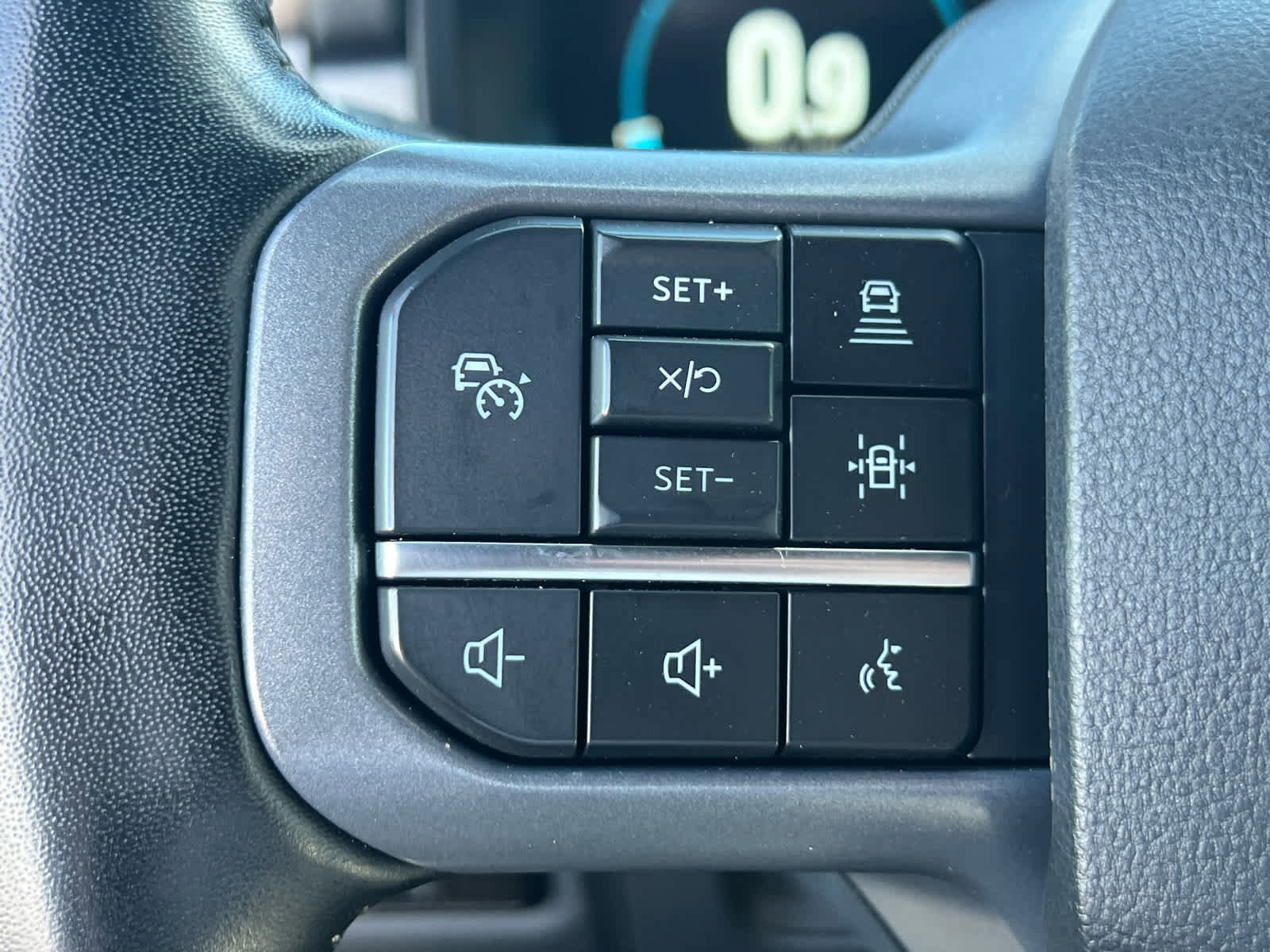 Certified 2023 Ford F150 Lariat w/ Equipment Group 502A High image 32