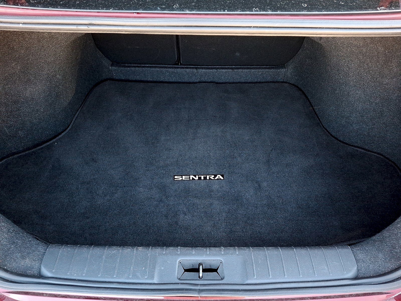 Used 2024 Nissan Sentra SV image 28