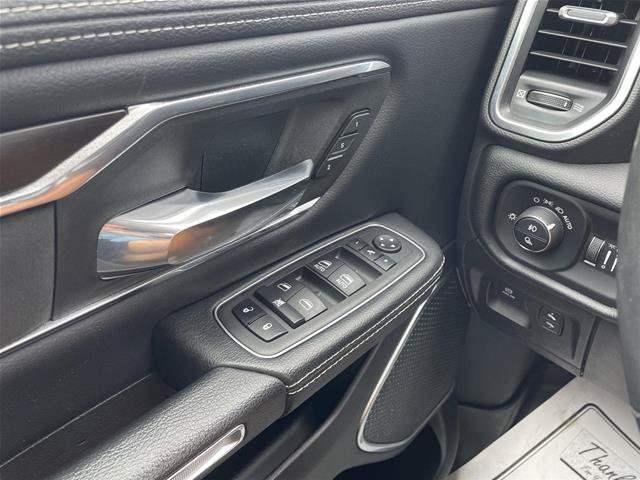 Used 2022 RAM 1500 Laramie AWD/4WD image 28