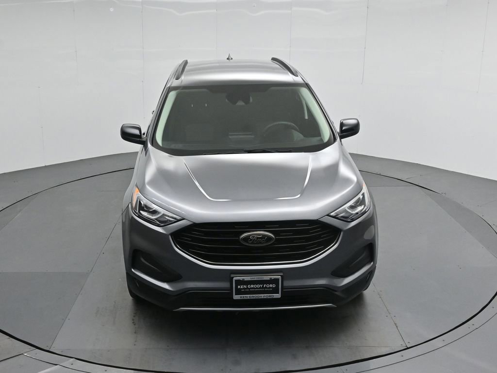 Certified 2022 Ford Edge SE w/ Black Appearance Package image 30
