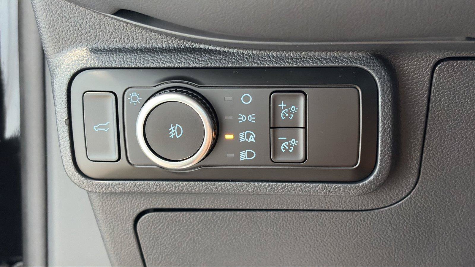 Certified 2025 Ford Explorer ST AWD/4WD image 26