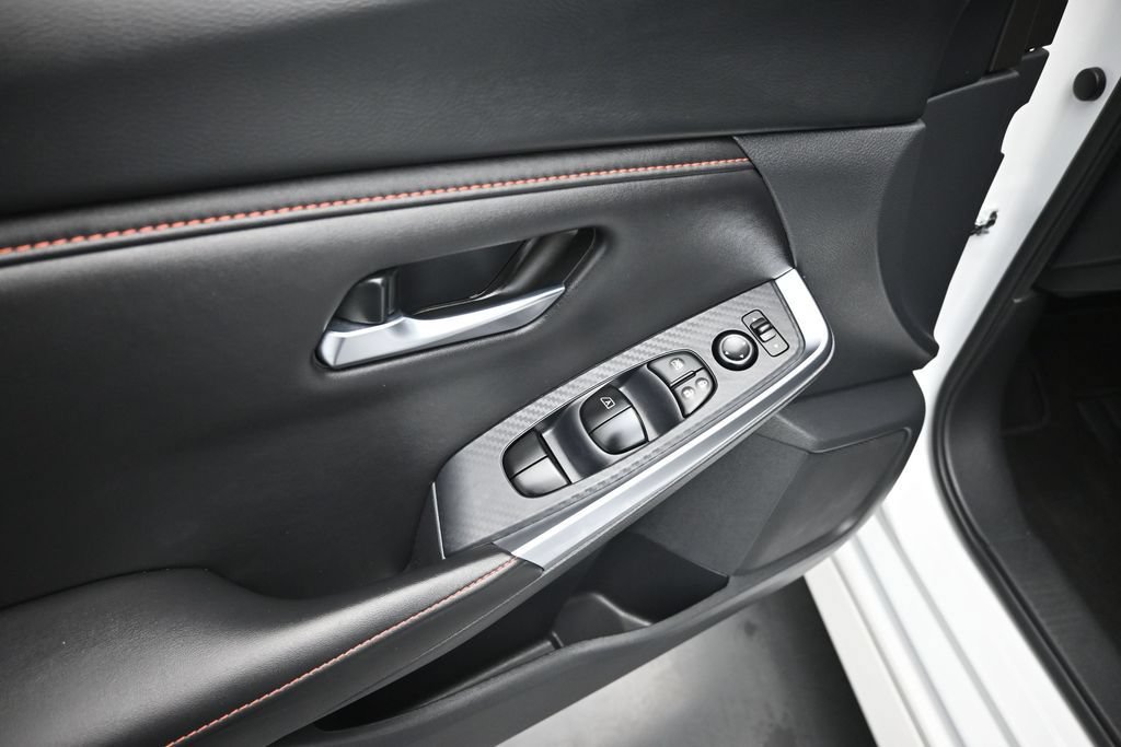 Used 2024 Nissan Sentra SR FWD image 10