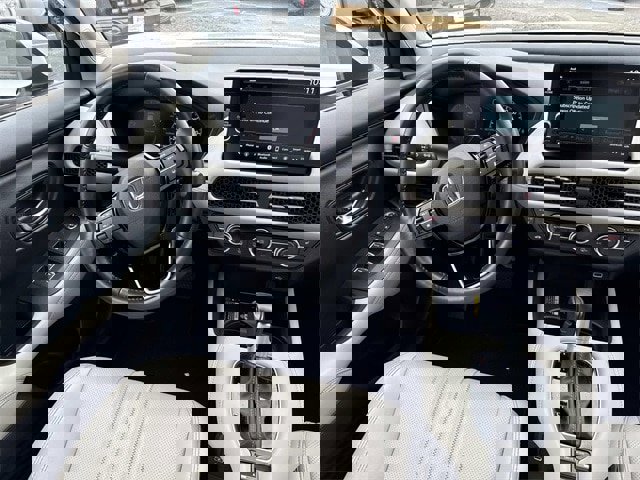 Used 2025 Honda HR-V EX-L image 13