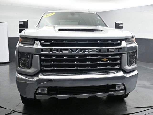 Used 2022 Chevrolet Silverado 2500 LTZ AWD/4WD video 3