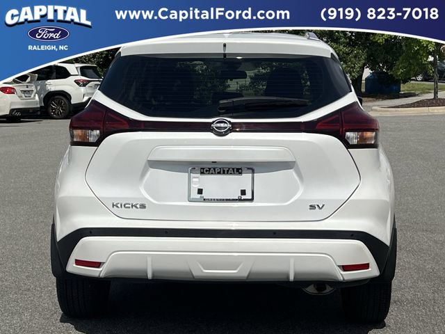Used 2024 Nissan Kicks SV FWD image 12