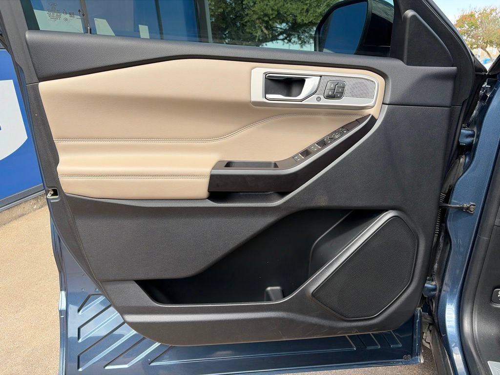 Certified 2020 Ford Explorer Limited RWD image 23