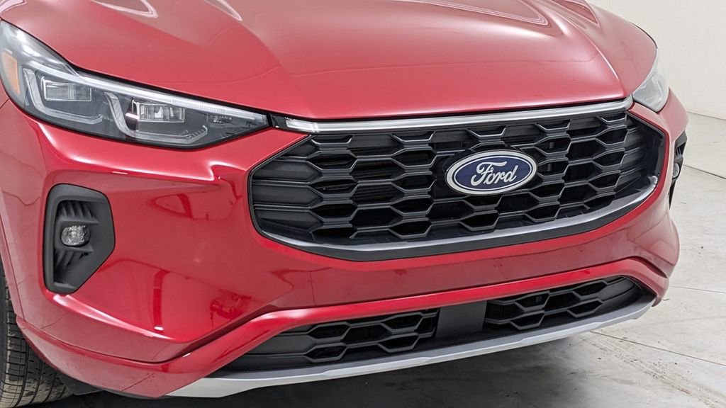 Certified 2025 Ford Escape ST-Line Elite image 41