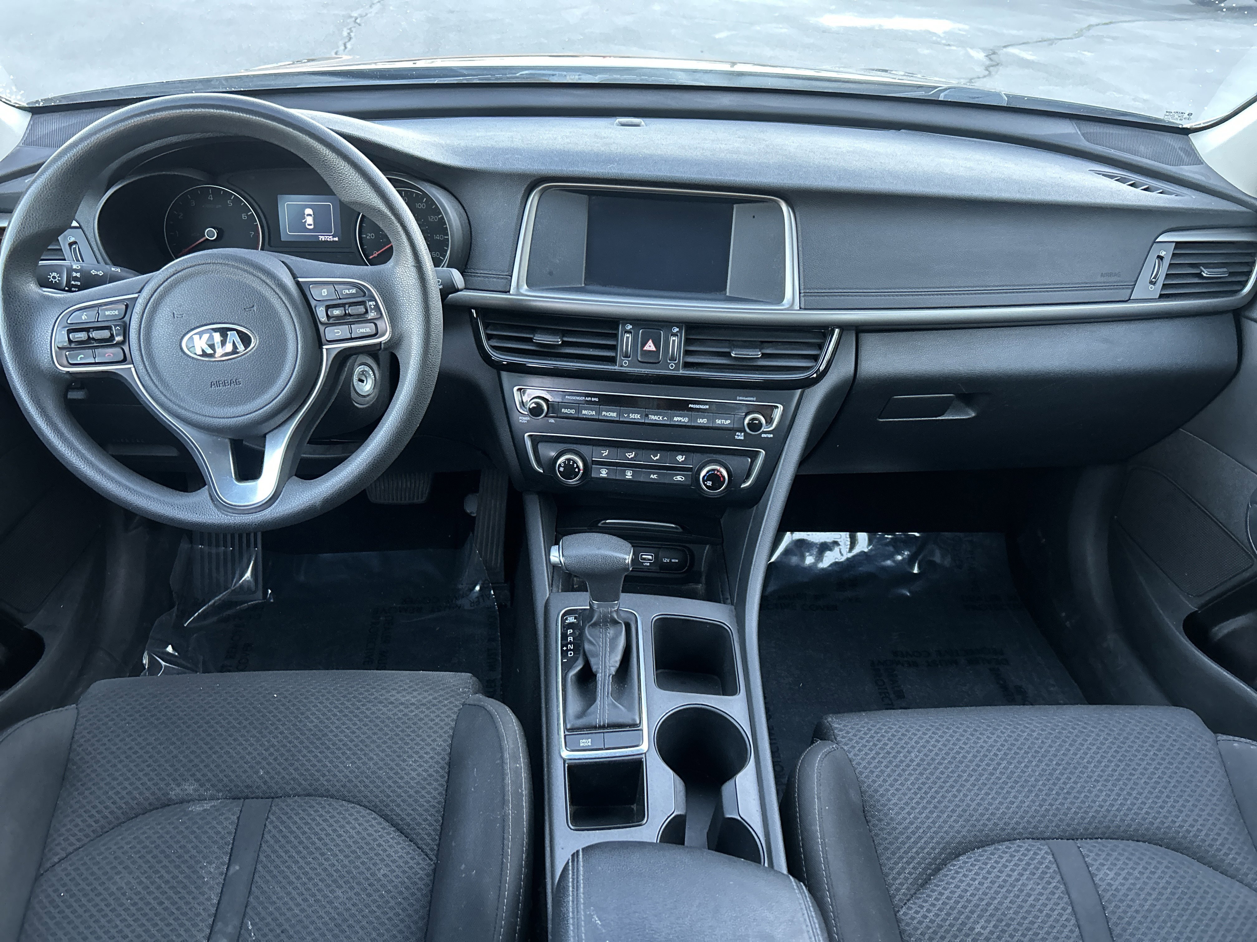 Used 2018 Kia Optima LX w/ 17" Alloy Wheels Package image 16