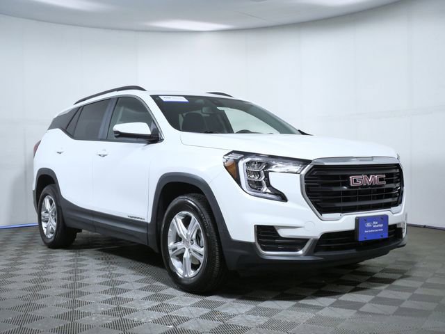 Used 2024 GMC Terrain SLE w/ Driver Convenience Package