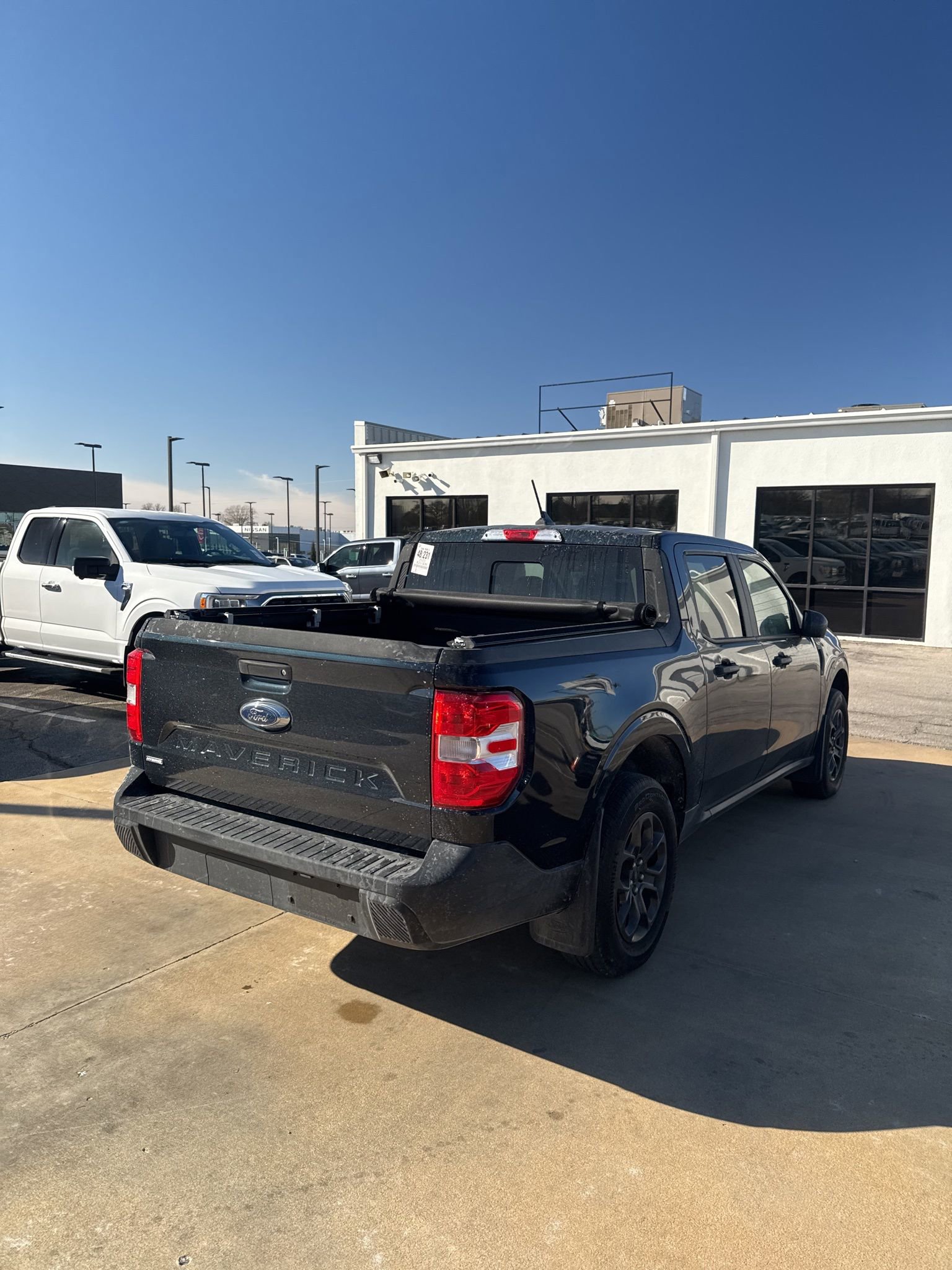 Certified 2022 Ford Maverick XLT image 3