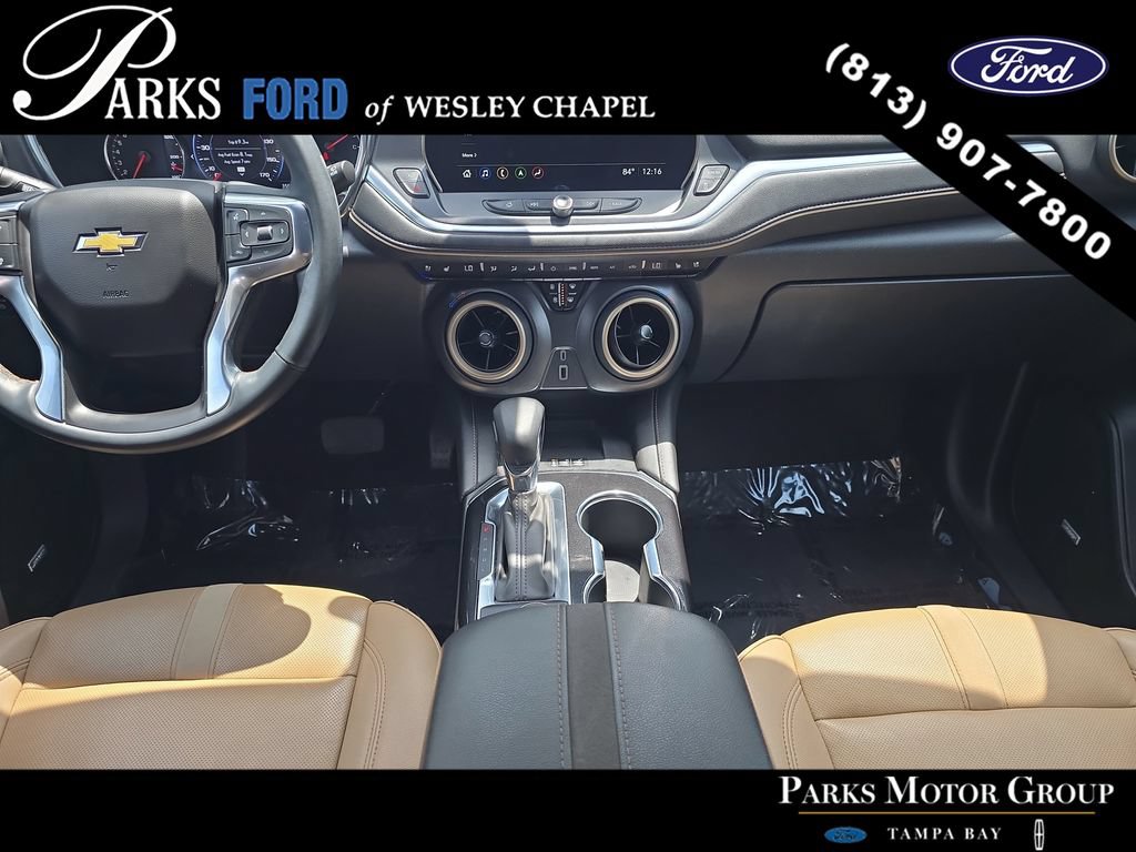 Used 2024 Chevrolet Blazer Premier w/ Enhanced Convenience Package FWD image 13