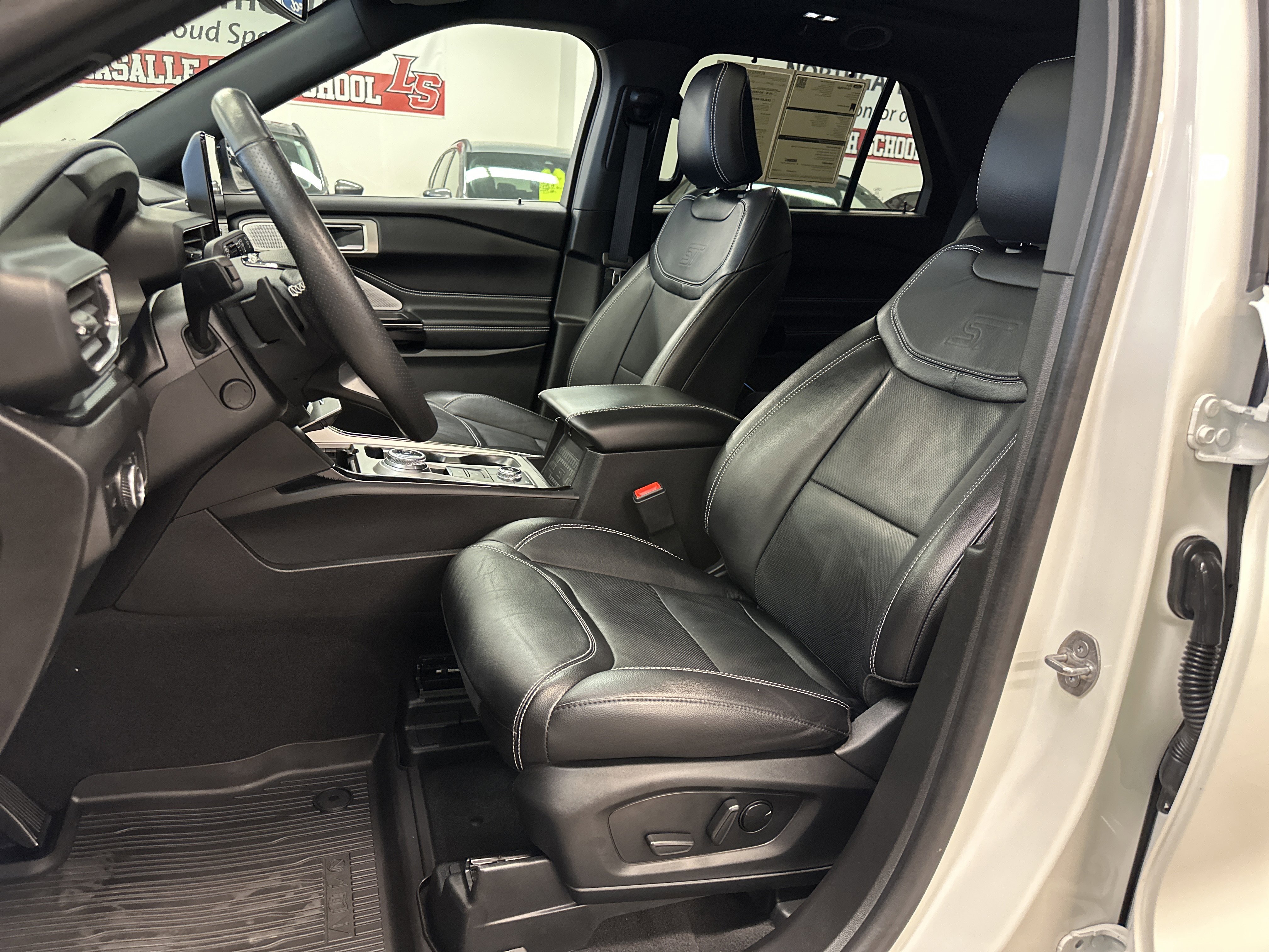 Certified 2023 Ford Explorer ST w/ Equipment Group 401A image 5