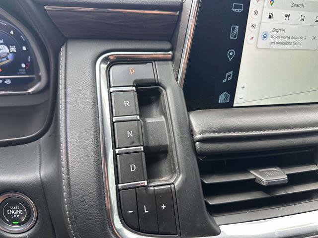 Used 2024 Chevrolet Tahoe Z71 w/ Luxury Package AWD/4WD image 22