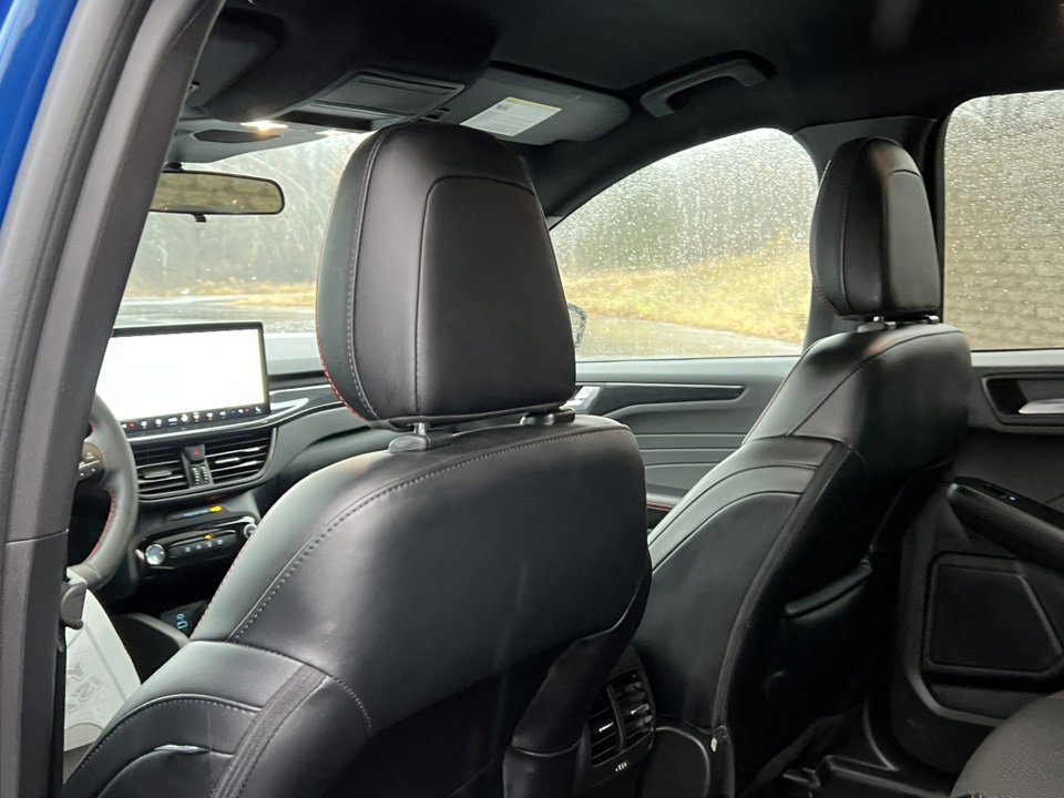 Certified 2023 Ford Escape ST-Line w/ Tech Pack #1 image 30