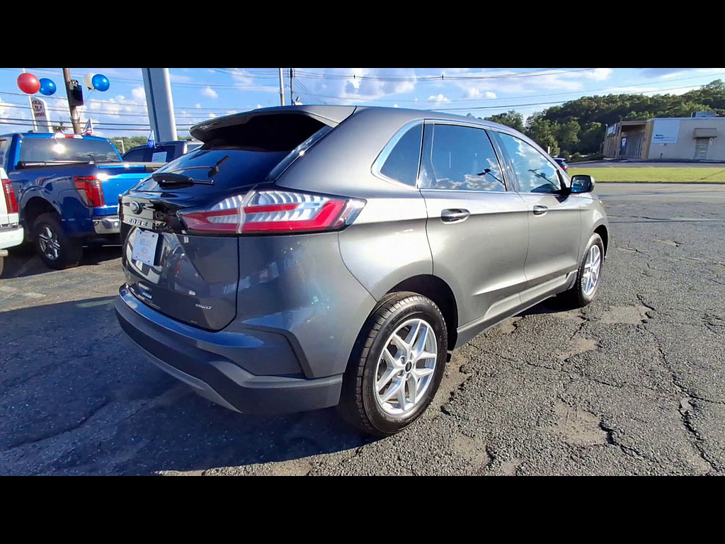 Certified 2024 Ford Edge SEL w/ Convenience Package AWD/4WD image 8