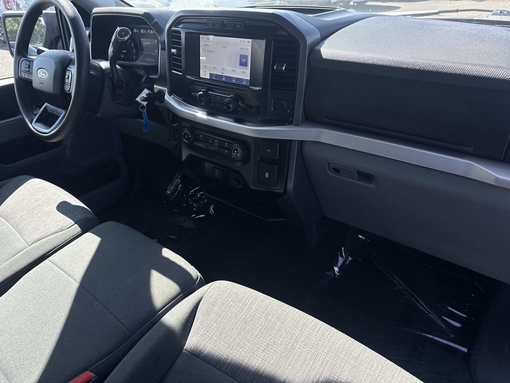 Certified 2023 Ford F150 XLT image 28
