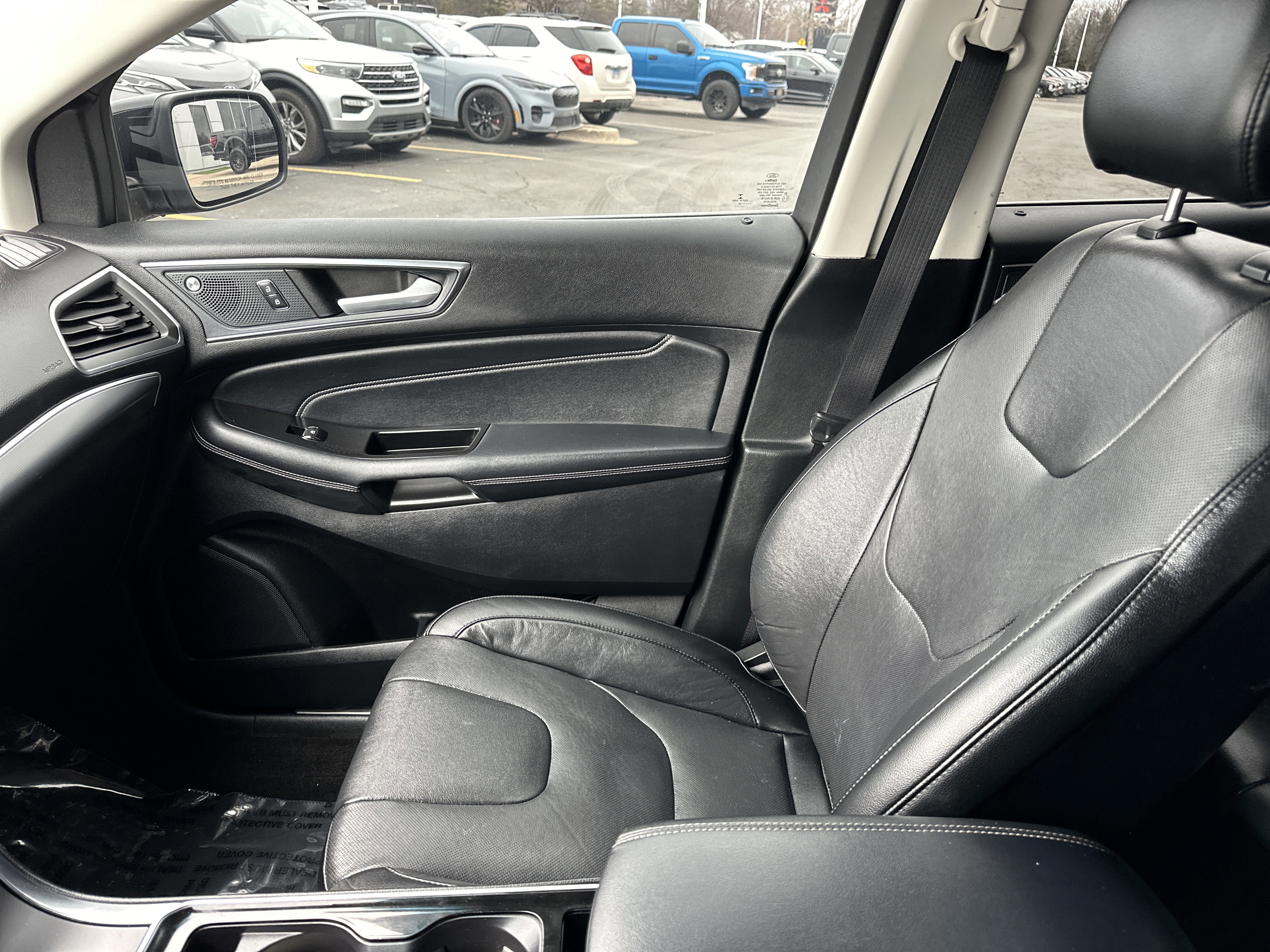 Certified 2019 Ford Edge Titanium w/ Equipment Group 301A image 23