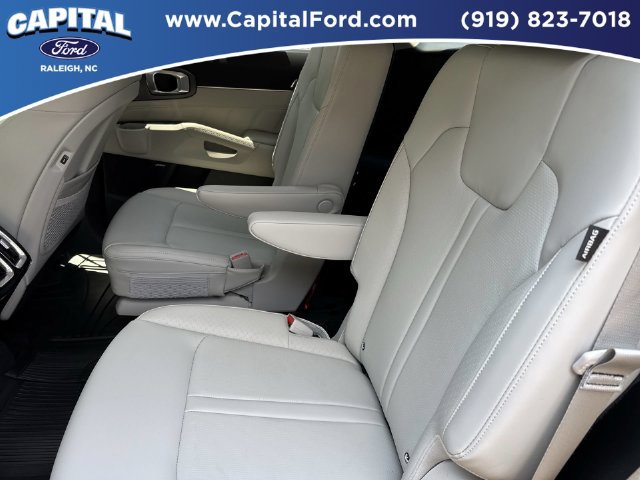 Used 2026 Kia Sorento SX FWD image 18