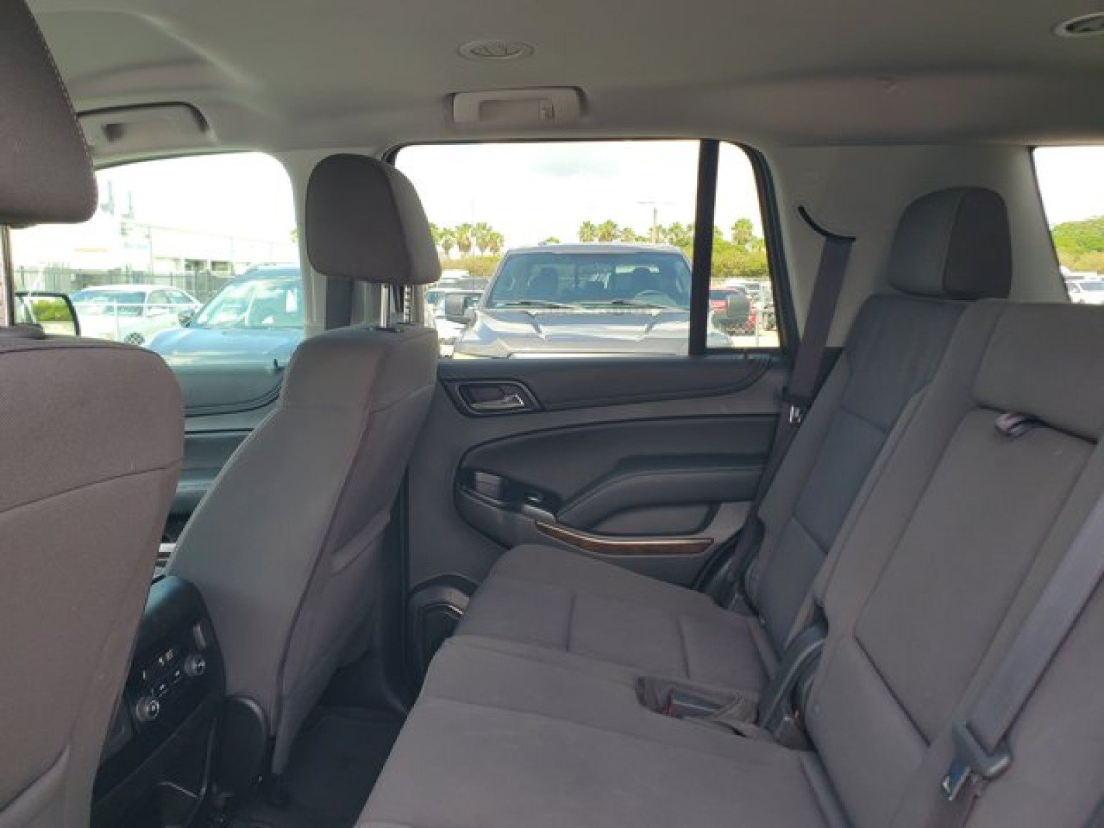 Used 2020 Chevrolet Tahoe LS AWD/4WD image 24