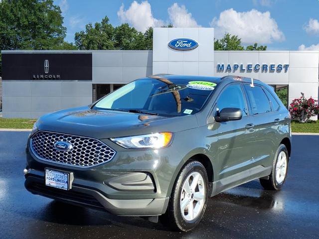 Certified 2024 Ford Edge SE image 2