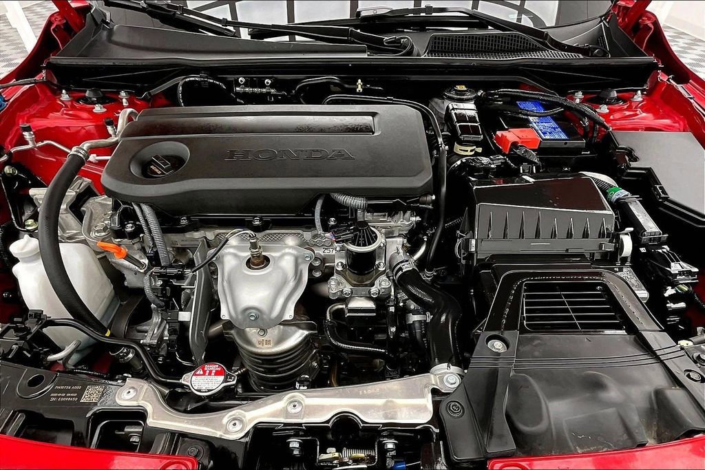 Used 2025 Honda Civic Sport image 12