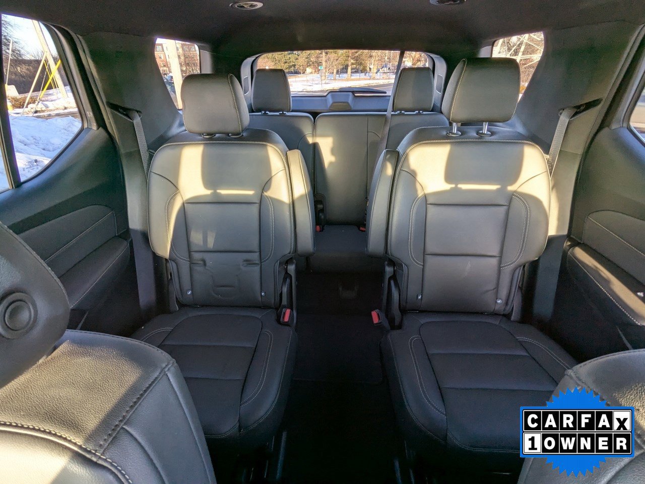 Used 2023 Chevrolet Traverse LT image 18