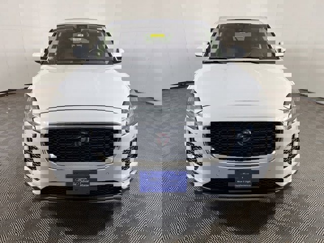 Used 2019 Jaguar E-PACE SE image 2