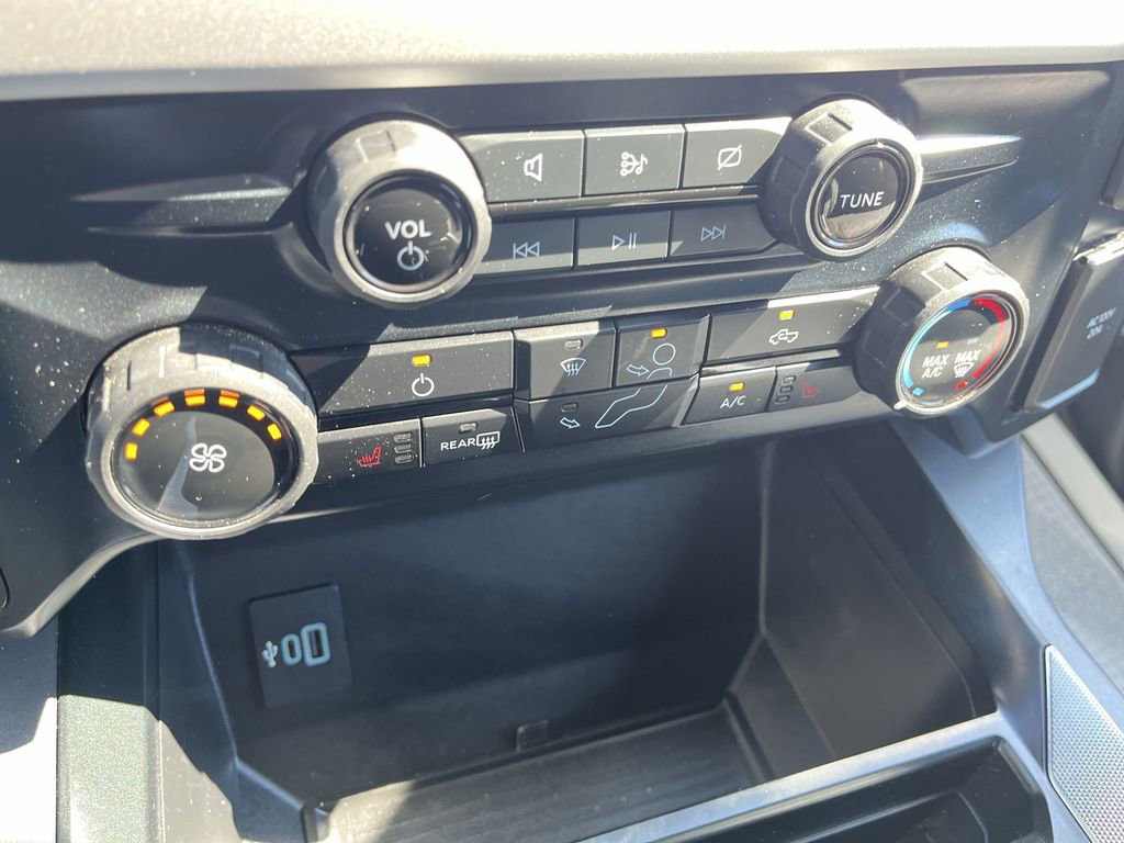 Certified 2023 Ford F350 XLT w/ XLT Premium Package AWD/4WD image 11