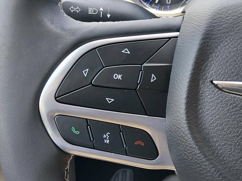 Used 2024 Chrysler Voyager LX FWD image 24