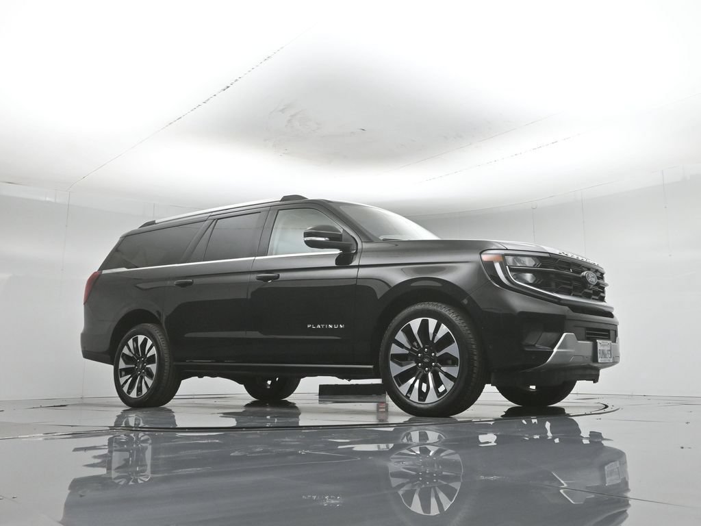 Certified 2025 Ford Expedition Max Platinum w/ Driver's Package AWD/4WD image 4