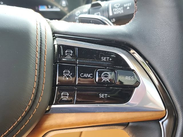 Used 2024 Jeep Grand Cherokee Summit AWD/4WD image 13