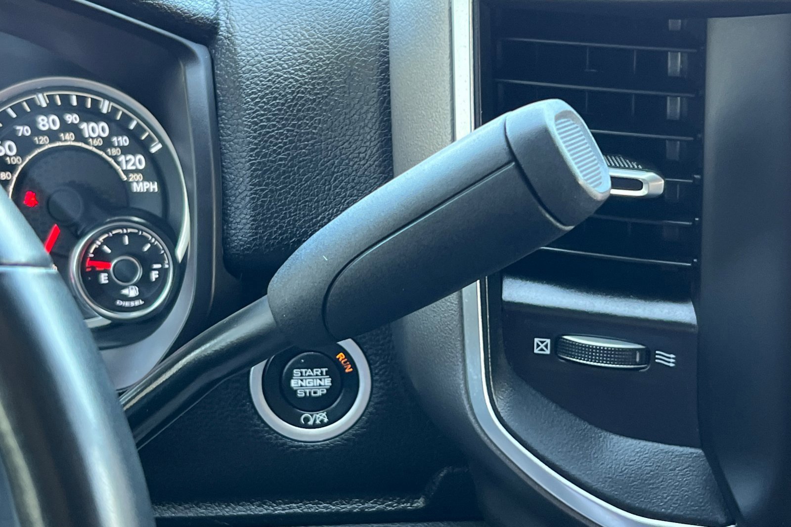 Used 2024 RAM 3500 Big Horn image 21