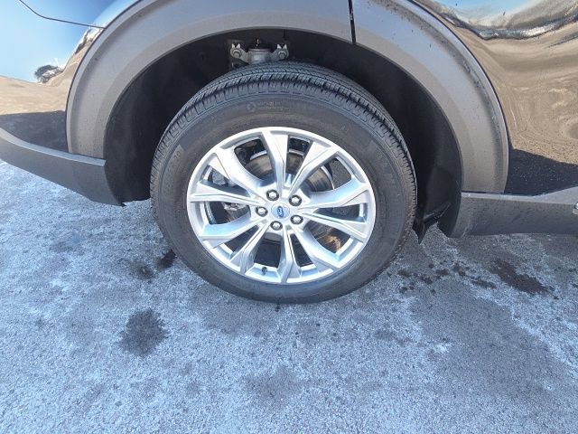 Certified 2023 Ford Explorer XLT w/ Equipment Group 202A image 11