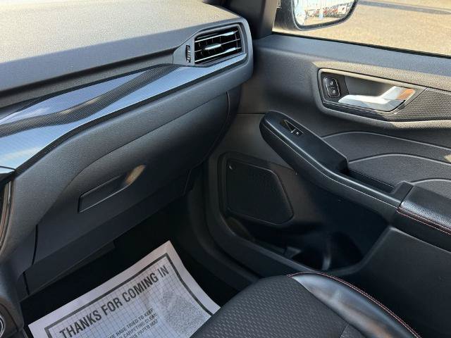 Certified 2025 Ford Escape ST-Line FWD image 28