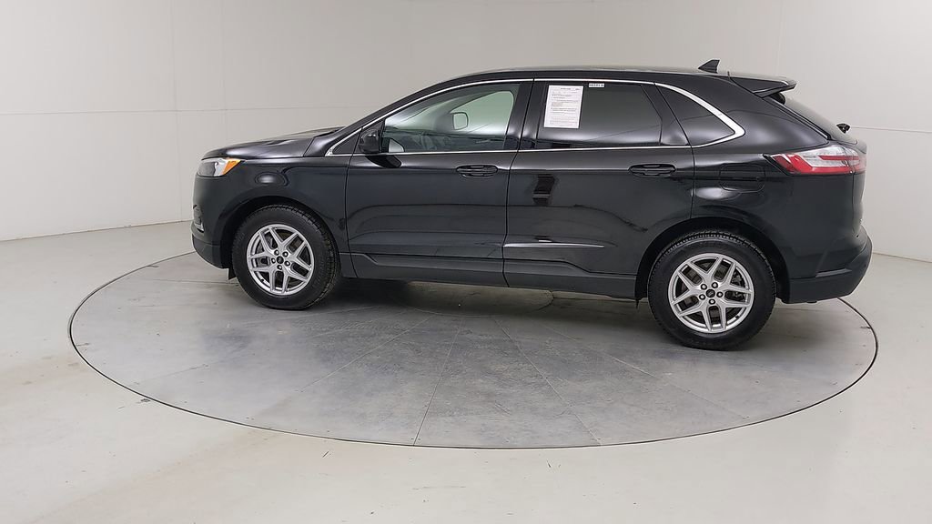 Certified 2024 Ford Edge SEL w/ Convenience Package AWD/4WD image 17