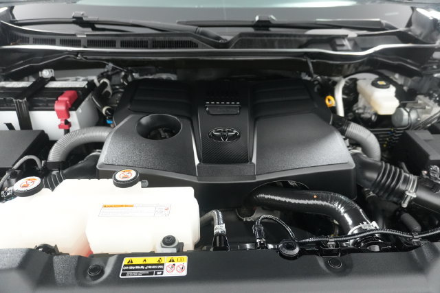 Used 2024 Toyota Tundra Limited AWD/4WD image 34